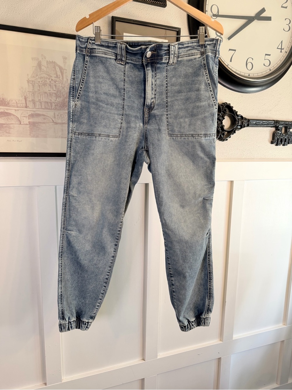 Torrid Women’s Denim Jogger Sz 12R k444